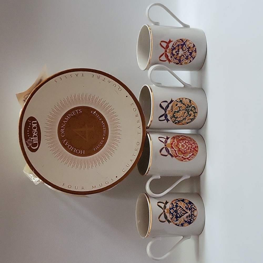 Everyday Gibson Holiday Ornament Coffee Mug Gift Box Set